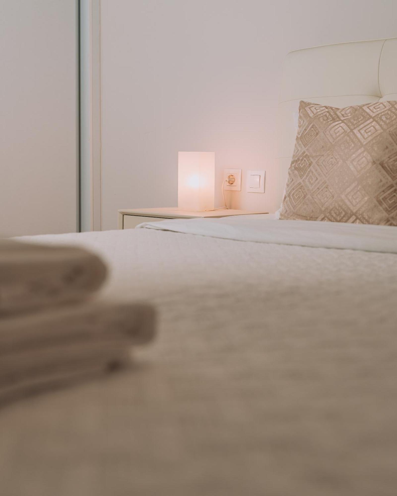 Cozy New Apartment Nearby Metro アテネ エクステリア 写真